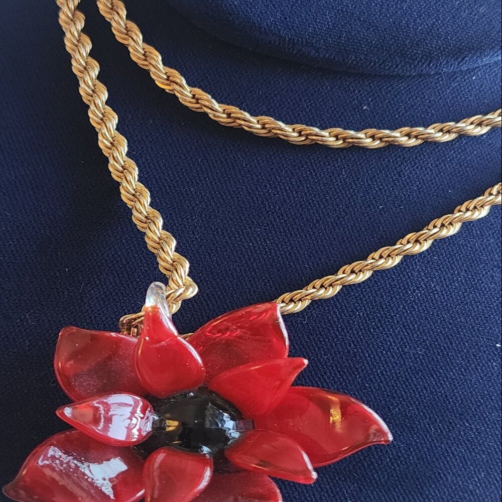 Rope Chain Necklace with a red flower with petals glass pendant